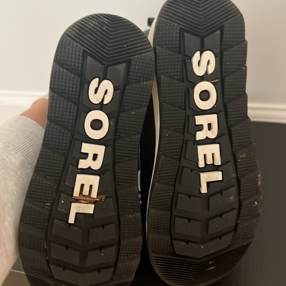 Boys sorel boots - Picture 4 of 5